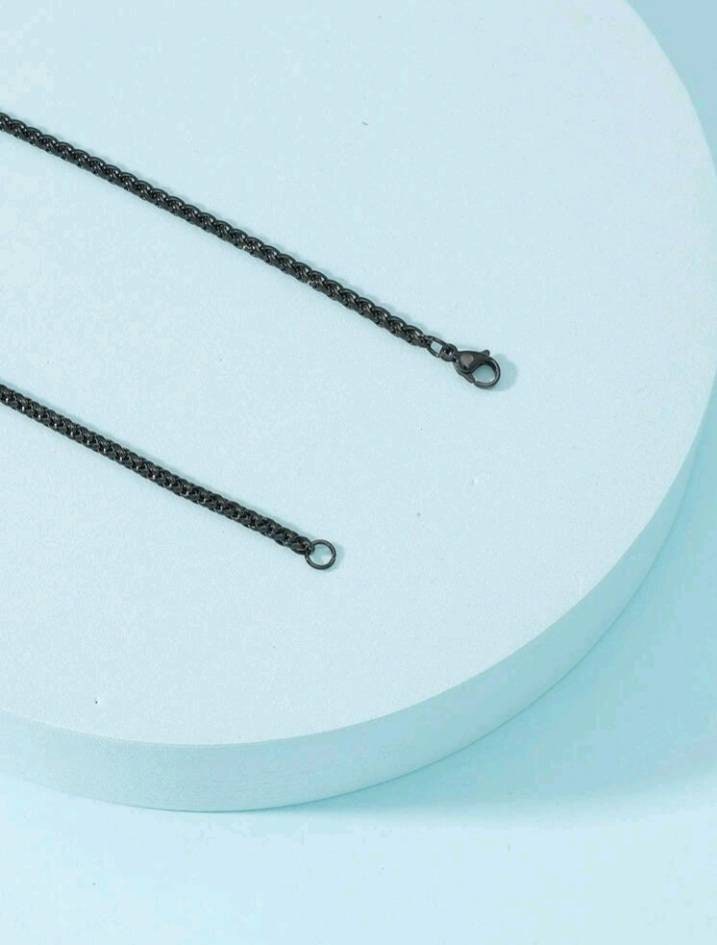 Minimalist mens chain