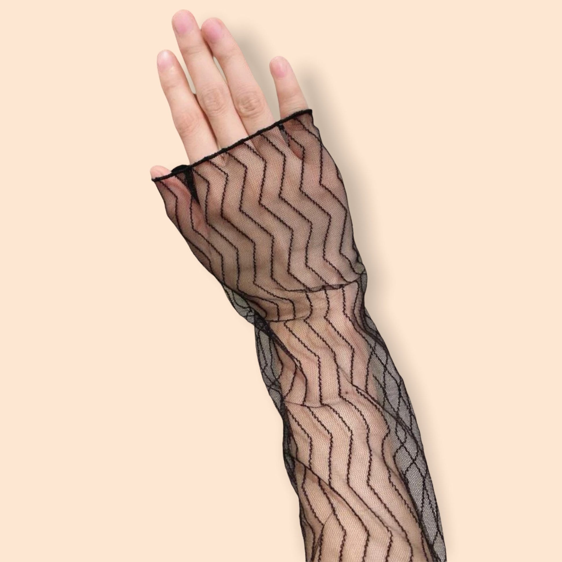Zig zag mesh arm sleeves